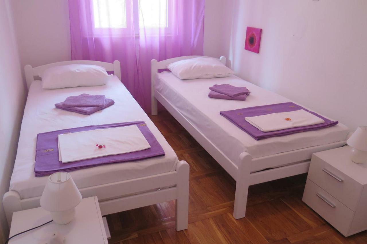Lumbrela Apartments Starigrad Paklenica Luaran gambar