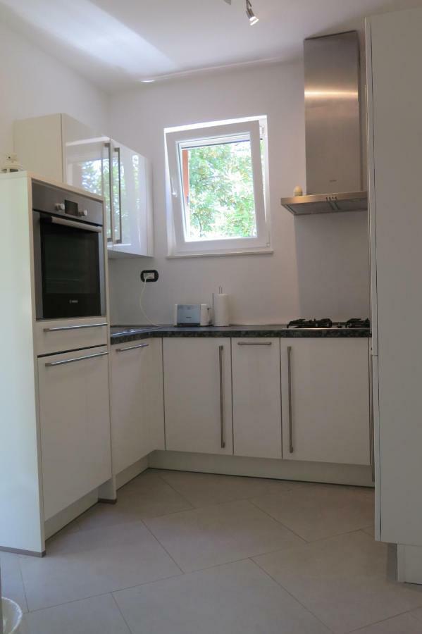 Lumbrela Apartments Starigrad Paklenica Luaran gambar