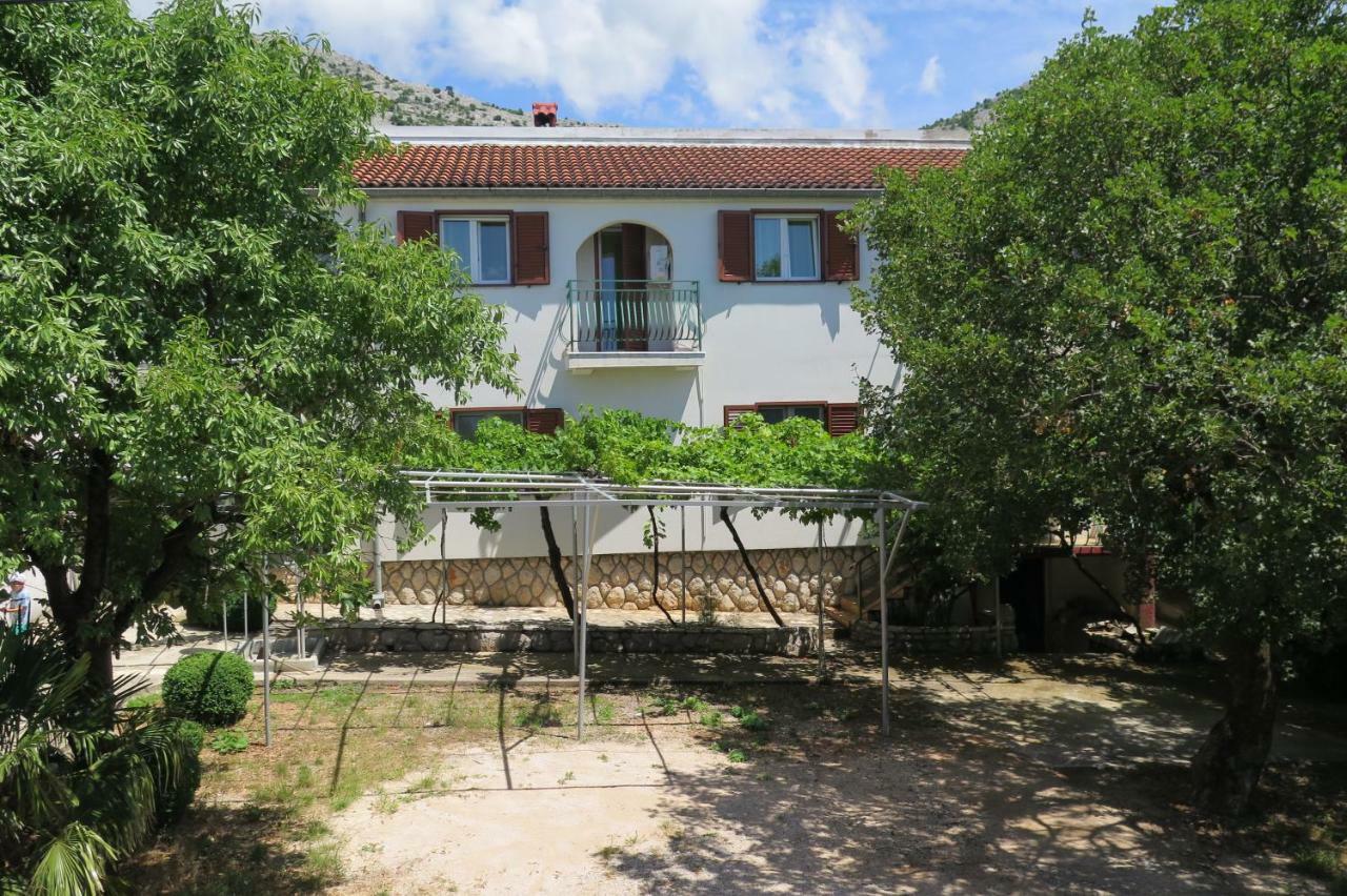 Lumbrela Apartments Starigrad Paklenica Luaran gambar