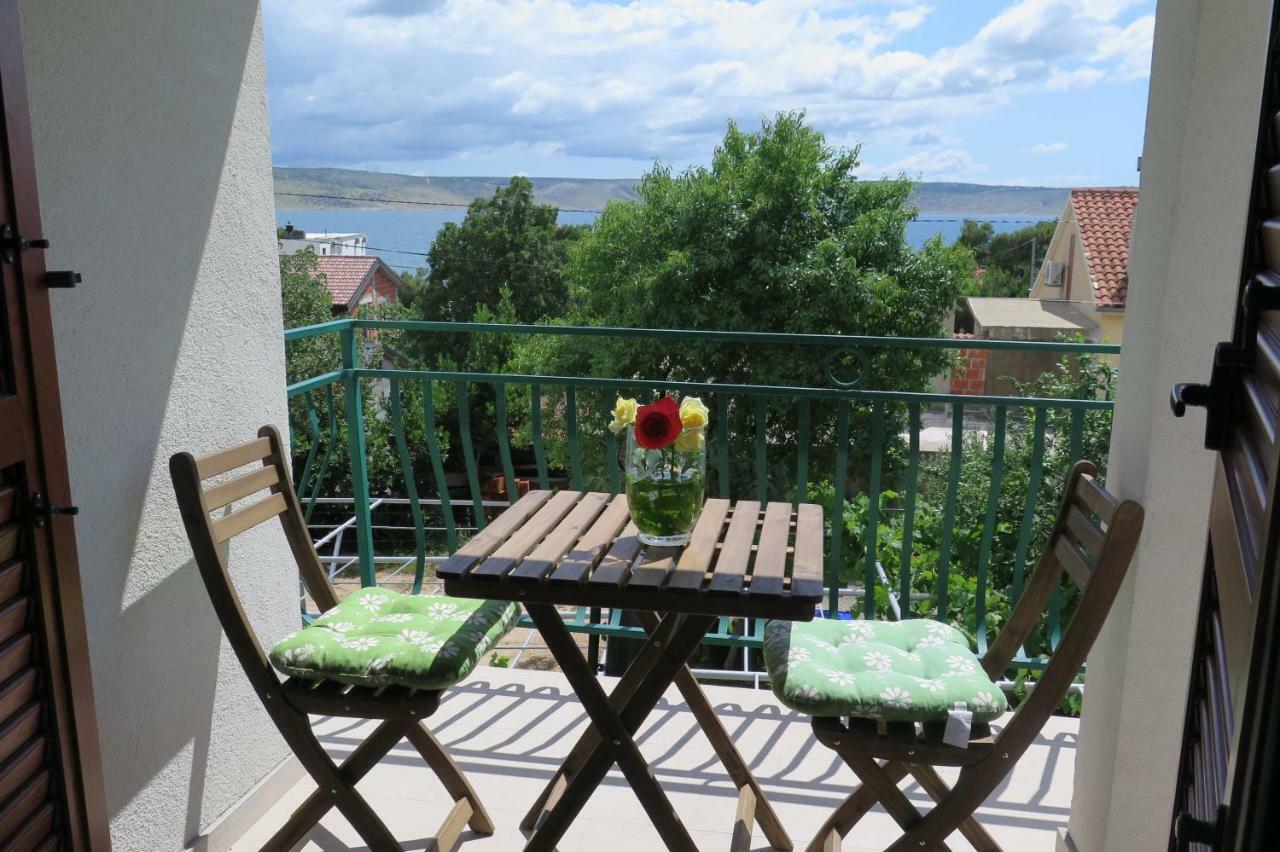 Lumbrela Apartments Starigrad Paklenica Luaran gambar